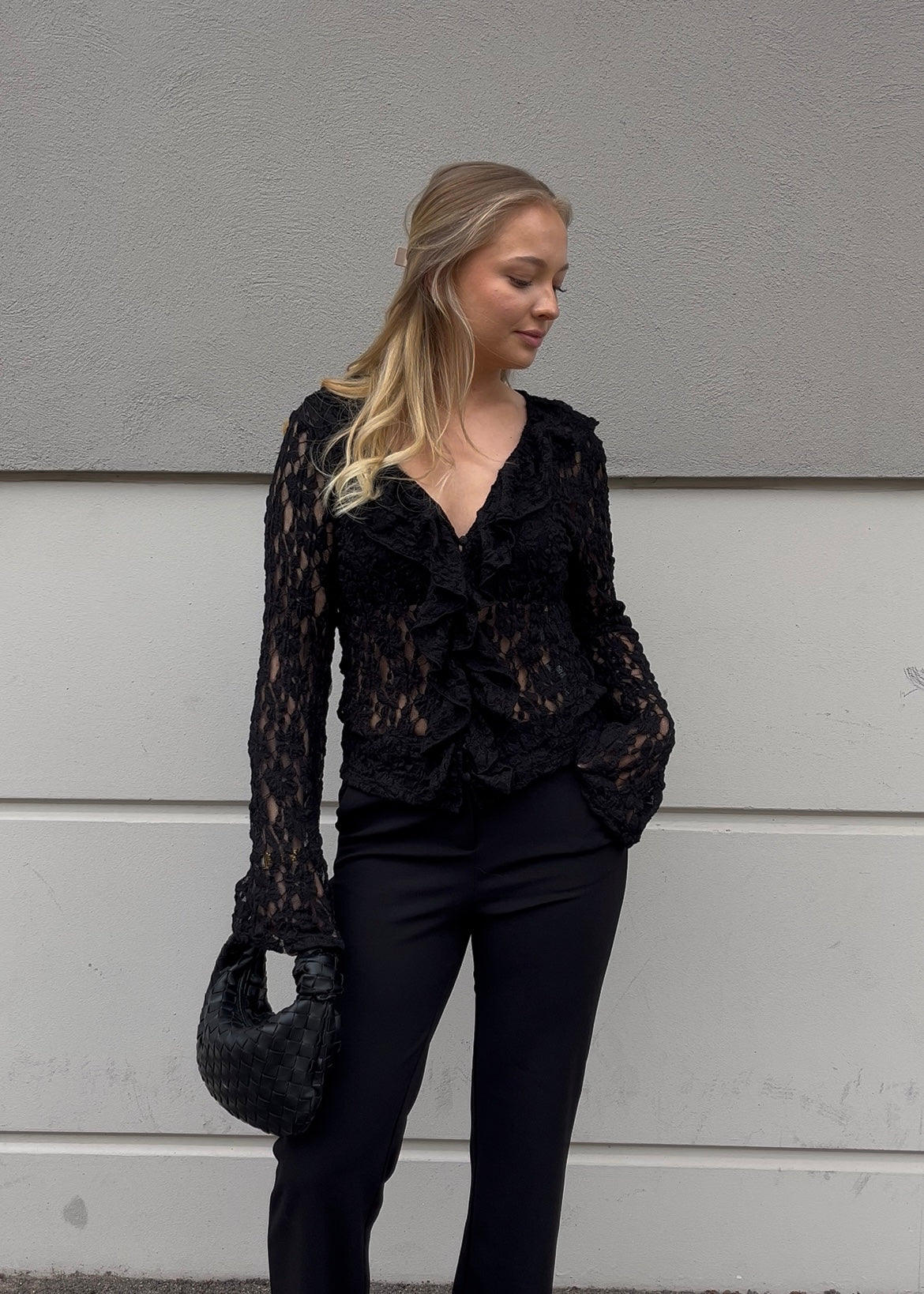 AWKIENNA Top - Black
