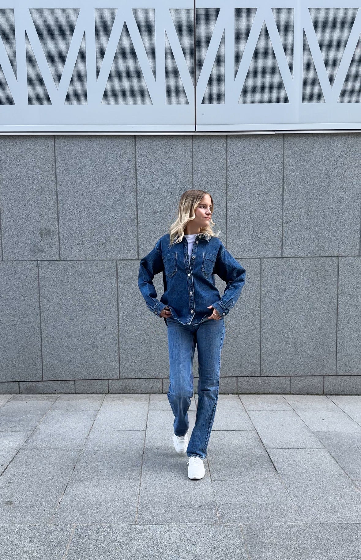 VMTESSA Straight Jeans - Medium Blue Denim