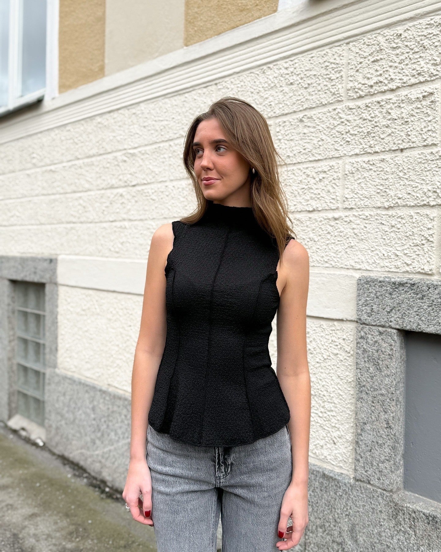 VMTHANA Top - Black