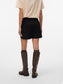 model_shot-back